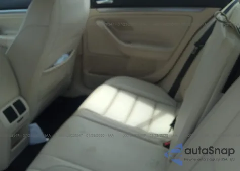 2010 Volkswagen Jetta Limited Edition from USA, damaged, VIN 3VWRZ7AJ9AM162430